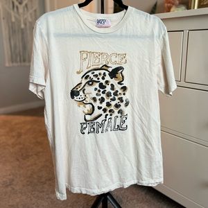 Boutique “Fierce Female” tiger graphic tee size L